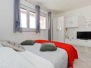 Internet - Studio-Apartment im Erdgeschoss für 2 Personen by Interhome (Vir)