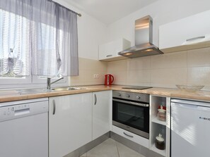 Frigorífic, microones, forn i rentaplats 