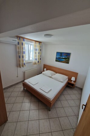 Internet - Appartement mit Blick auf das Wasser by Interhome (Vir)
