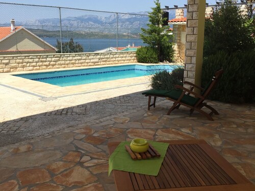 Charmantes Studio mit Balkon und Pool by Interhome