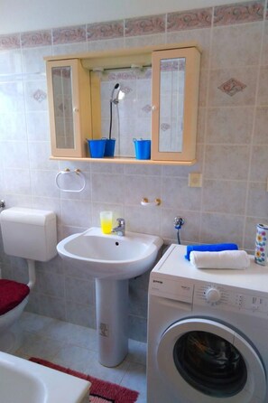 Towels - Wohnung in Kampor mit gemauertem Grill by Interhome (Rab/Kampor)