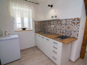 Refrigerador y utensilios de cocina 