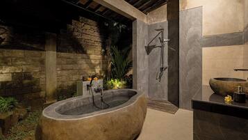 One Bedroom Villa with Pool View | Bathroom | Separate bathtub and shower, hair dryer, slippers, towels