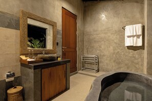 One Bedroom Villa with Pool View | Bathroom - Agrapana Ubud Villa (Ubud)