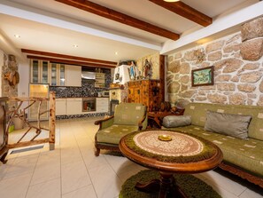 TV, fireplace - Greenhouse Adria mit großer Terrasse und Pool by Interhome (Novi Vinodolski/Bribir)