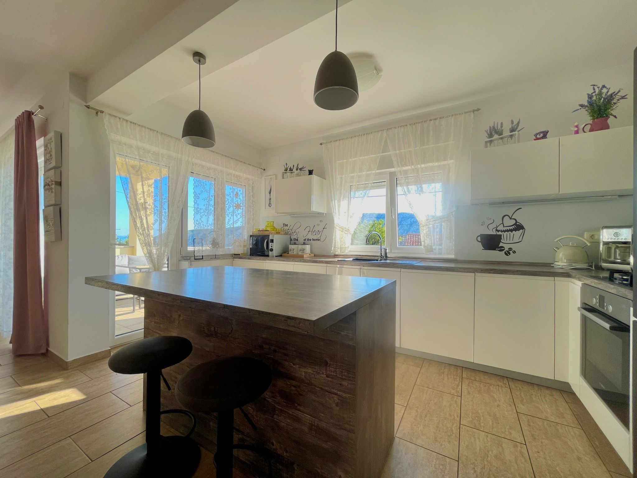 Fridge, microwave, oven, cookware/dishes/utensils