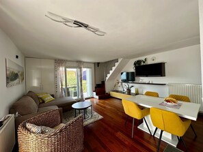 TV - Apartment Queen by Interhome (Crikvenica/Dramalj)