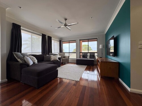 Coastal Family Home Close to Beach