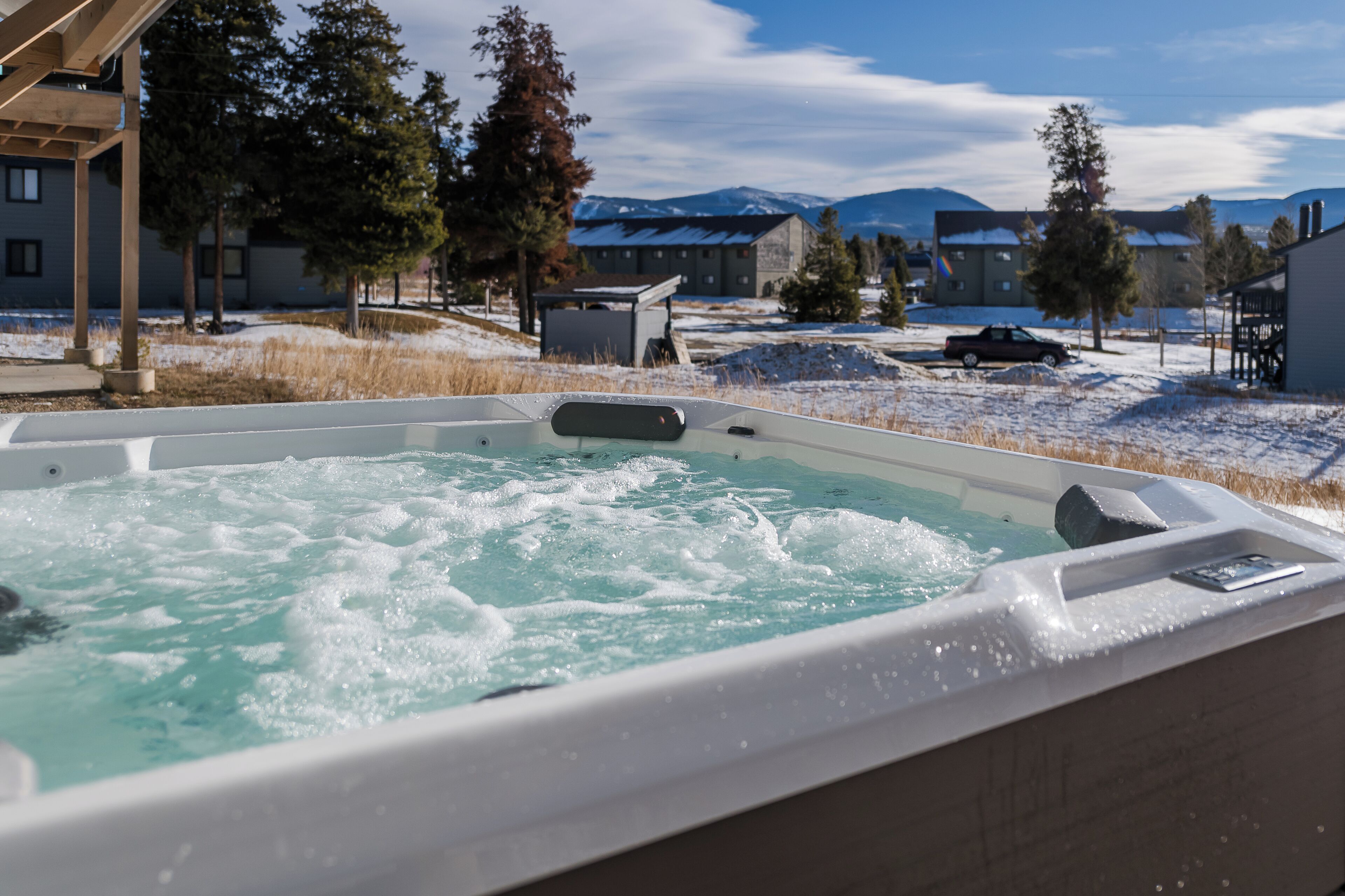 مغطس سبا خارجي