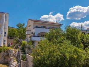 Exterior - Appartement in Dramalj mit Möbliertem Balkon und Neben dem Strand by Interhome (Crikvenica/Dramalj)