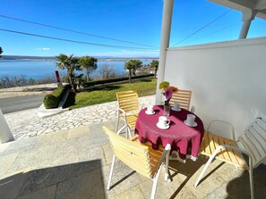 Outdoor dining - Apartman Luky 1 by Interhome (Crikvenica/Dramalj)