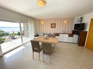 Dining - Wohnung in Dramalj mit Möbliertem Balkon by Interhome (Crikvenica/Dramalj)