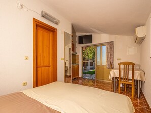Internet - in Crikvenica mit Großem Garten by Interhome (Crikvenica)