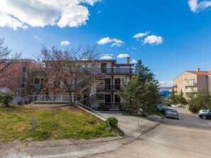 Exterior - Appartement in Crikvenica mit Möbliertem Balkon by Interhome (Crikvenica)