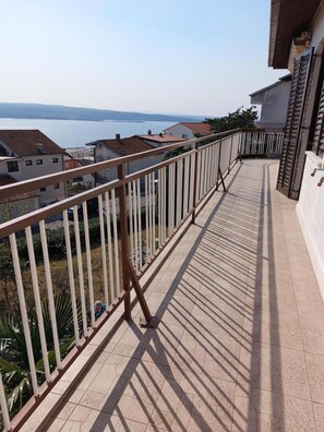 Terrace/patio - "Belle-Vue" mit Terrasse by Interhome (Crikvenica)