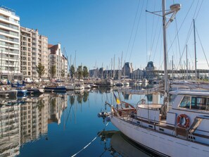Marina - Bel Air with parking and balcony by Interhome (Oostende)