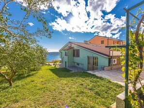 Exterior - Appartement in Crikvenica mit Großem Garten by Interhome (Crikvenica)