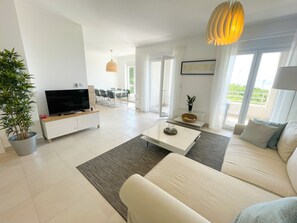 TV - Apartment Bella by Interhome (Crikvenica)