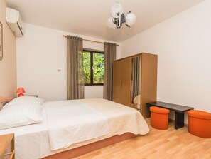 Internet - Schöne Erdgeschosswohnung mit Sonnenterrasse by Interhome (Crikvenica)