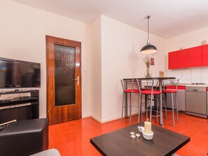 Interior - Schöne Erdgeschosswohnung mit Sonnenterrasse by Interhome (Crikvenica)
