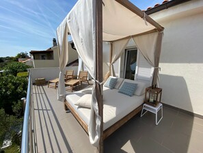 Property grounds - Luxus Ferienhaus AmbraLore by Interhome (Krk/Krk)