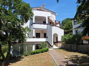 Exterior - Wohnung mit Blick auf das Wasser by Interhome (Krk/Njivice)
