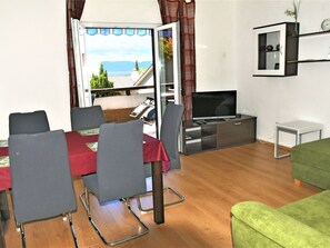 Interior - mit einer überdachten Terrasse by Interhome (Krk/Njivice)