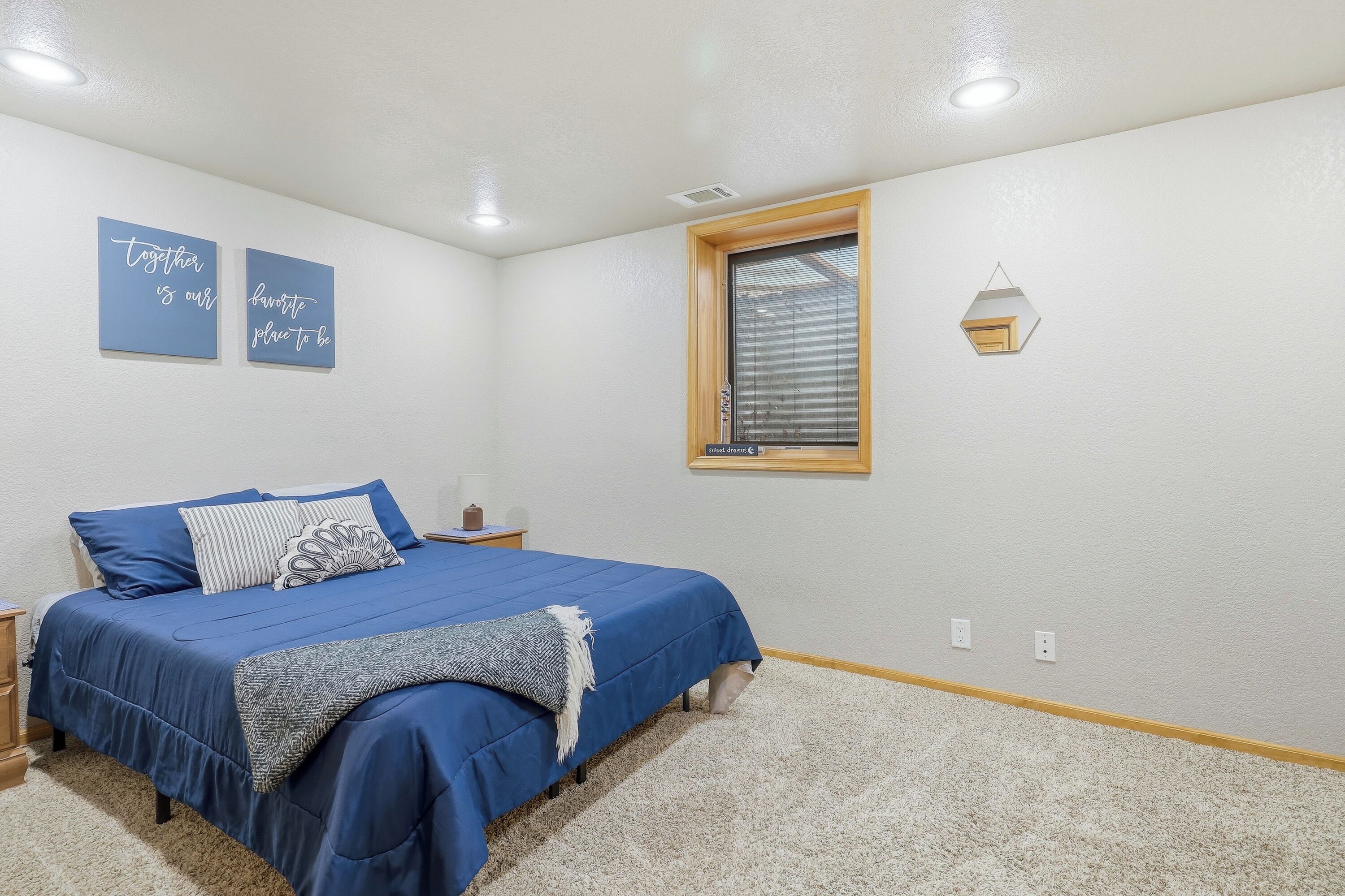 5 間睡房、書桌、免費 Wi-Fi、床單