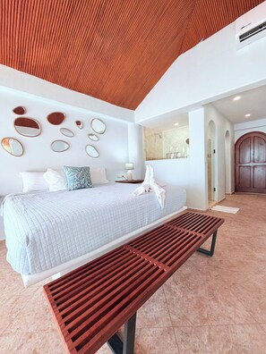5 bedrooms, iron/ironing board, free WiFi, bed sheets