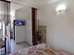 Internet - Neues Studio mit Meerblick in Zambratija by Interhome (Umag/Zambratija)