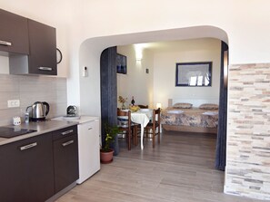 Interior - in Bašanija mit Schöner Terrasse by Interhome (Umag/Savudrija)