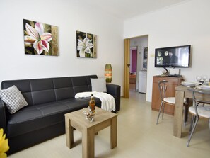 Living area - Martina B4 by Interhome (Umag)