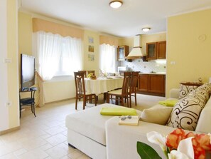 TV - Vila Maria Punta by Interhome (Umag)