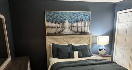 Perfect 4BR Getaway in Prime Location