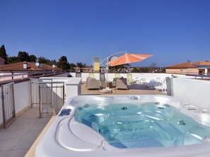 Outdoor spa tub - Apartment Alpa3 by Interhome (Umag)