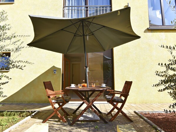 Outdoor dining - Apartment Alpa3 by Interhome (Umag)