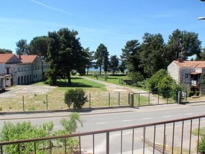 Property grounds - Klimatisierte Lino-Wohnung mit Balkon by Interhome (Umag)