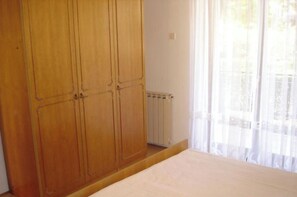 2 bedrooms, Internet - Ruhige Klimic Wohnung mit Garten by Interhome (Umag)