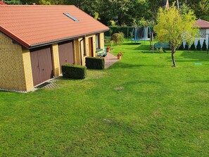 Property grounds - in Żarnowska mit Grill und Garten by Interhome (Leba)