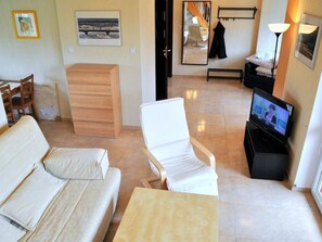 TV - Komfortable Wohnung Mysliwska M3 in Kolberg by Interhome (Kolobrzeg)