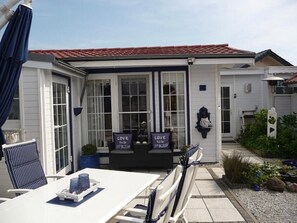 Outdoor dining - De Graaf by Interhome (Wervershoof)