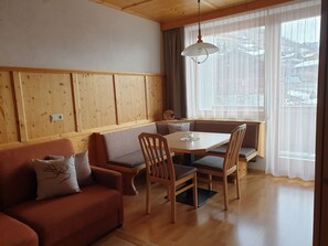 Dining - Sonnblick by Interhome (Matrei in Osttirol)