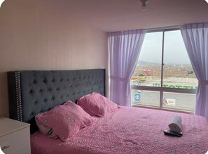 Tabla de planchar con plancha y Internet