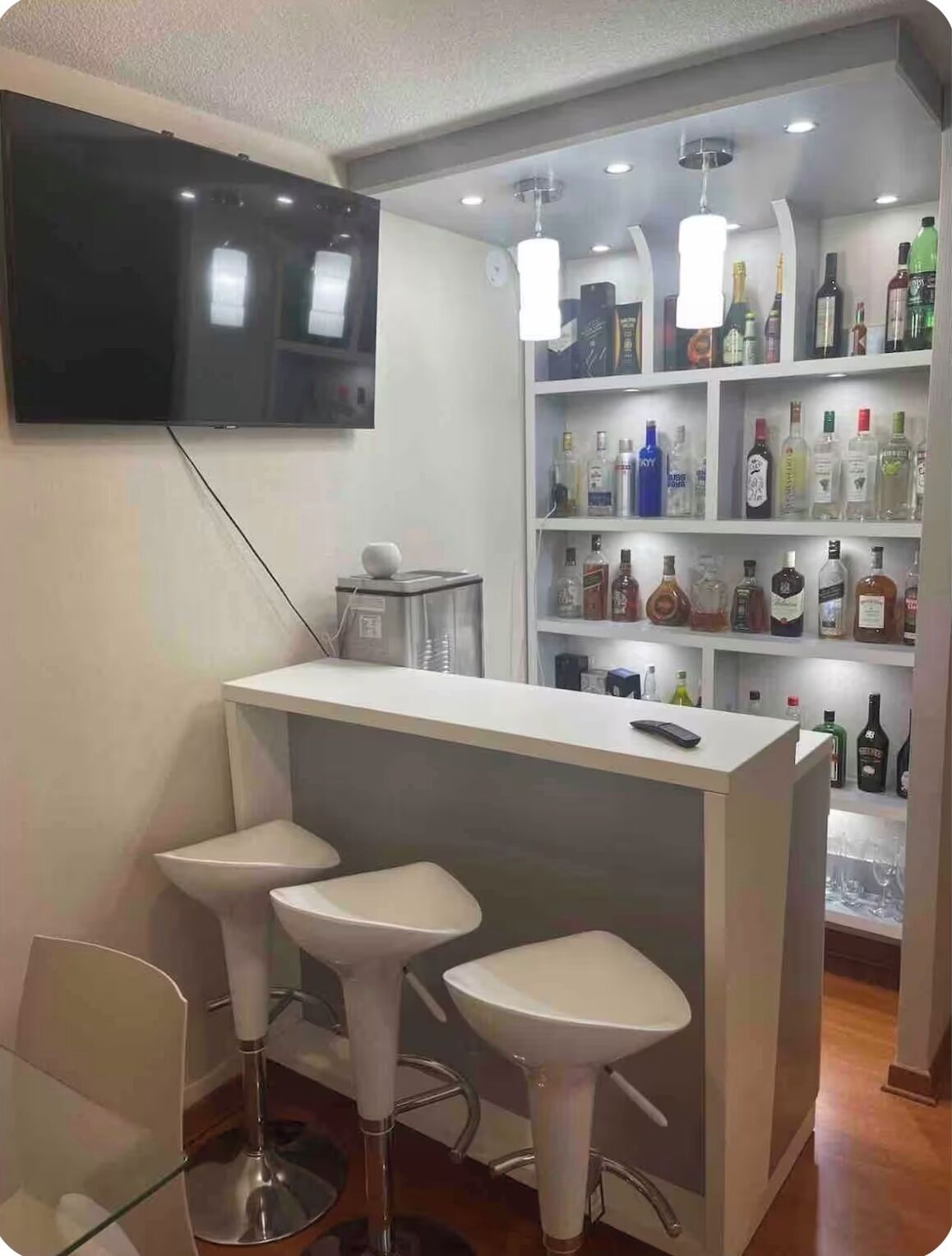 Bar (in der Unterkunft)