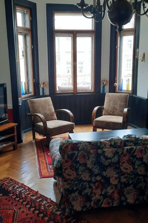 Fireplace - Wohnung in Hernals mit Garten- und Strassenblick by Interhome (Vienna)