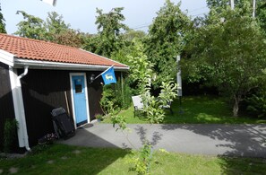 Exterior - Gemütliches Ferienhaus mit Garten, nah am Meer by Interhome (Färjestaden)