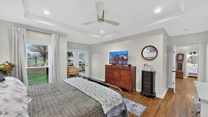 Bügeleisen/Bügelbrett, WLAN, Bettwäsche