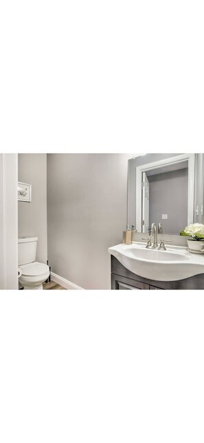 Towels, soap, toilet paper - Charming DC Home Near Transit and Local Hotspots (Washington)