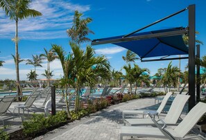 Property grounds - Luxury 3-bedroom condo in beautiful Wellen Park (Venice)