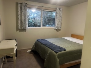 4 soverom, wi-fi (inkludert) og sengetøy